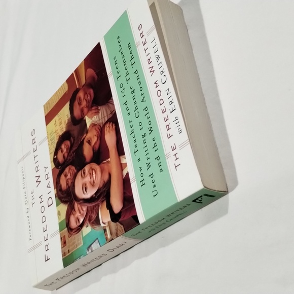 The Freedom Writers Diary Book By Erin Gruwell - Picture 5 of 5